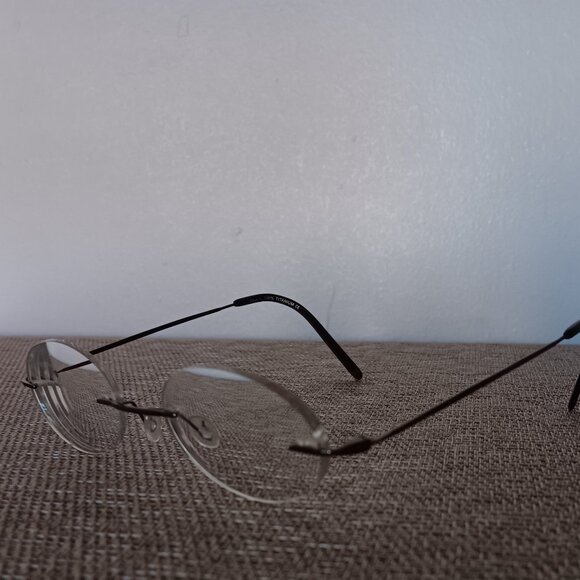 WOMENS EYEGLASSES RX FRAMES 50-18-145 MM - 100% Titanium - Gun Metal color - Picture 2 of 5